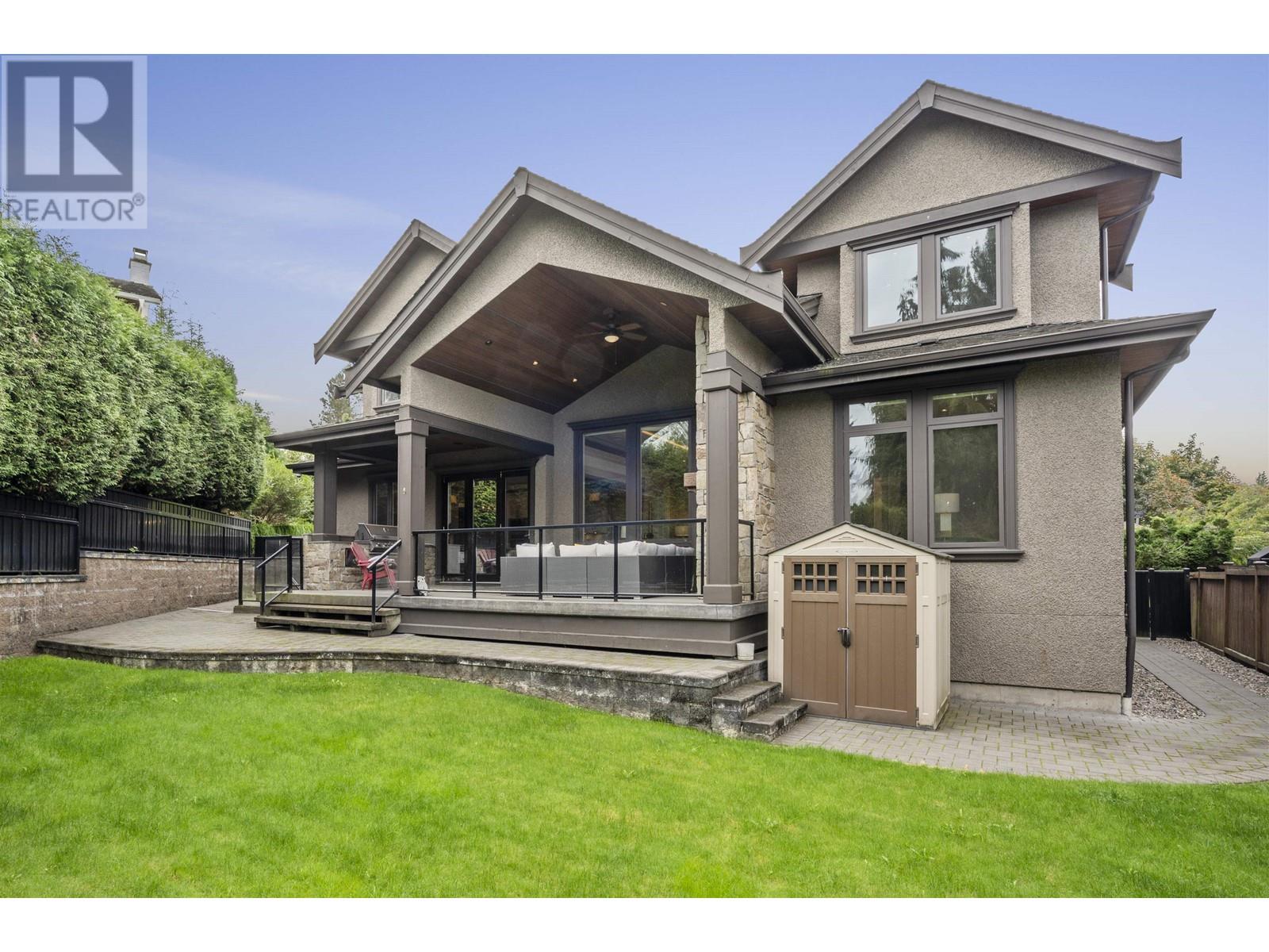 Listing Picture 23 of 25 : 6118 GORDON AVENUE, Burnaby / 本拿比 - 魯藝地產 Yvonne Lu Group - MLS Medallion Club Member