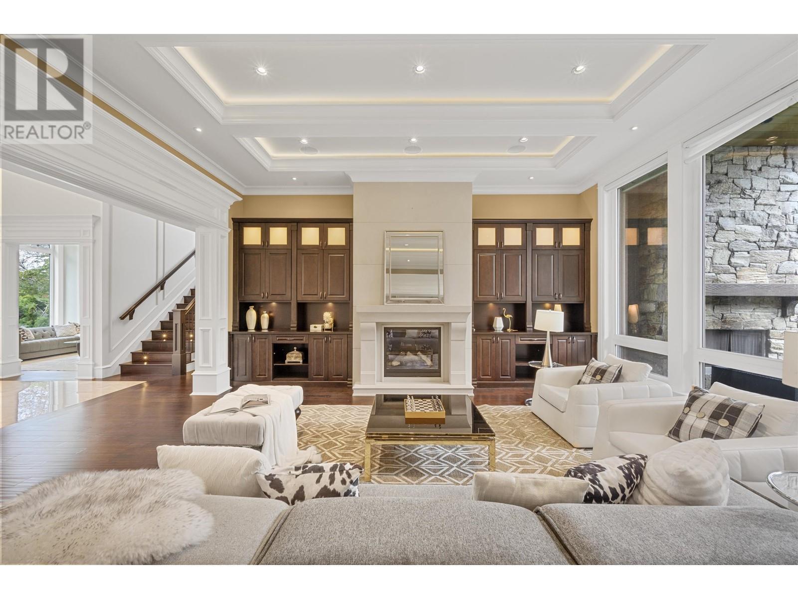 Listing Picture 13 of 25 : 6118 GORDON AVENUE, Burnaby / 本拿比 - 魯藝地產 Yvonne Lu Group - MLS Medallion Club Member