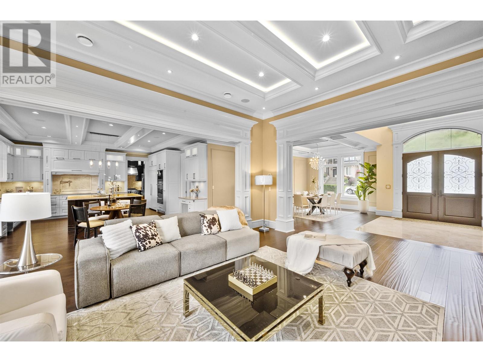 Listing Picture 14 of 25 : 6118 GORDON AVENUE, Burnaby / 本拿比 - 魯藝地產 Yvonne Lu Group - MLS Medallion Club Member