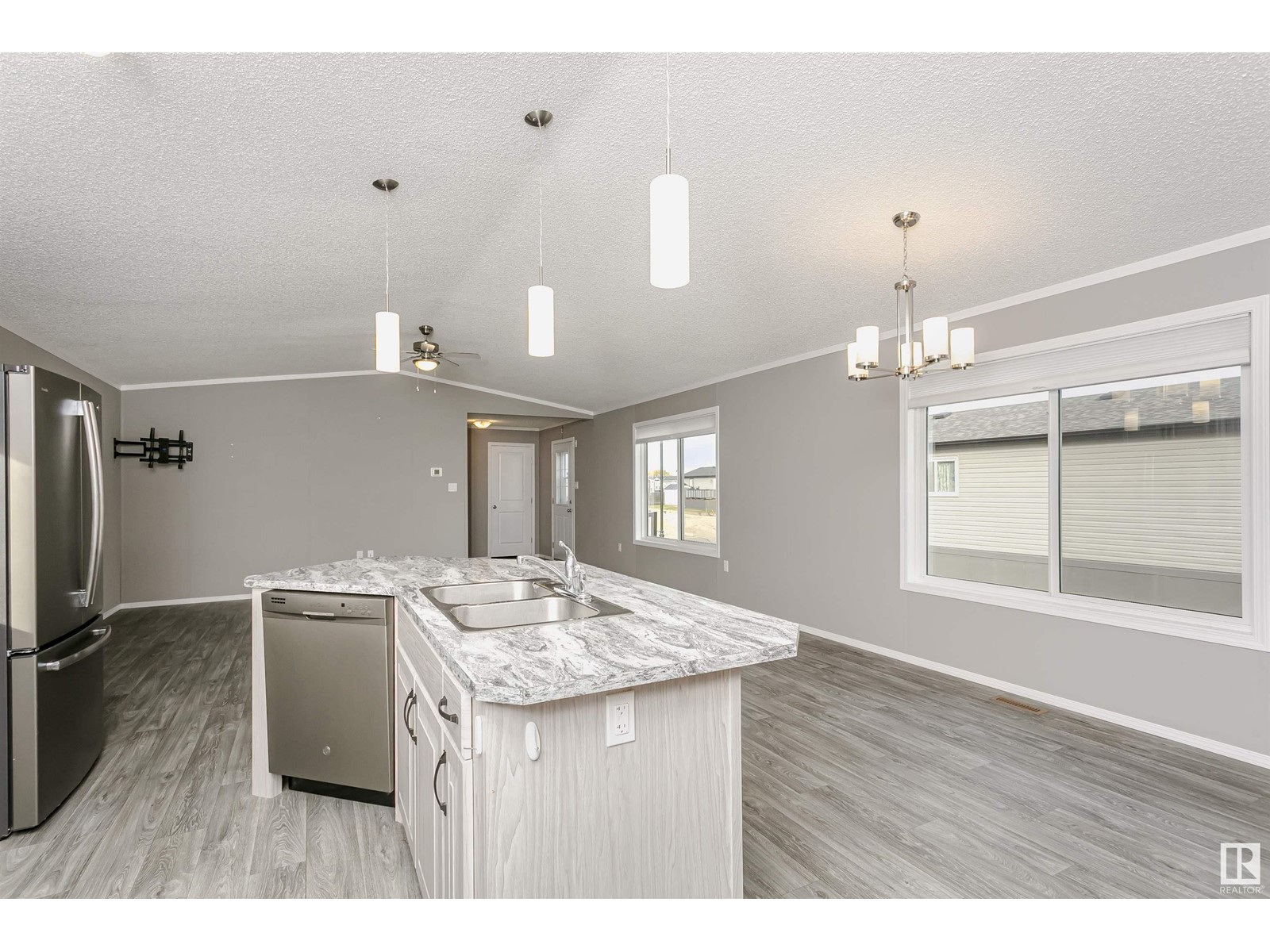 7 Aspen Av, Morinville, Alberta  T8R 2P7 - Photo 12 - E4409272