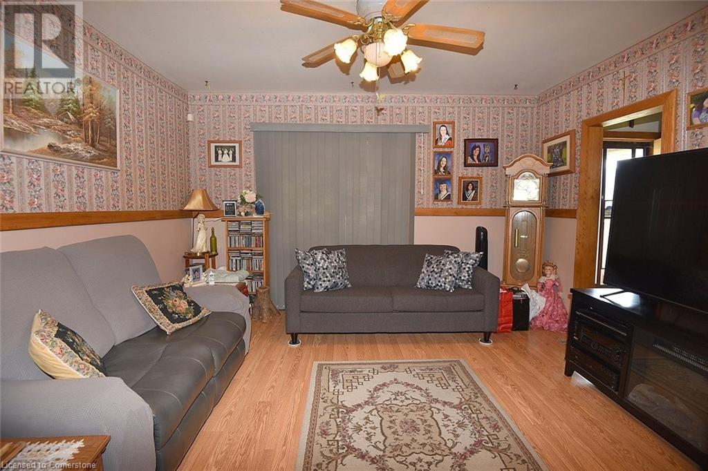 413 Brunswick Street, Hamilton, Ontario  L8H 6S3 - Photo 14 - 40657917