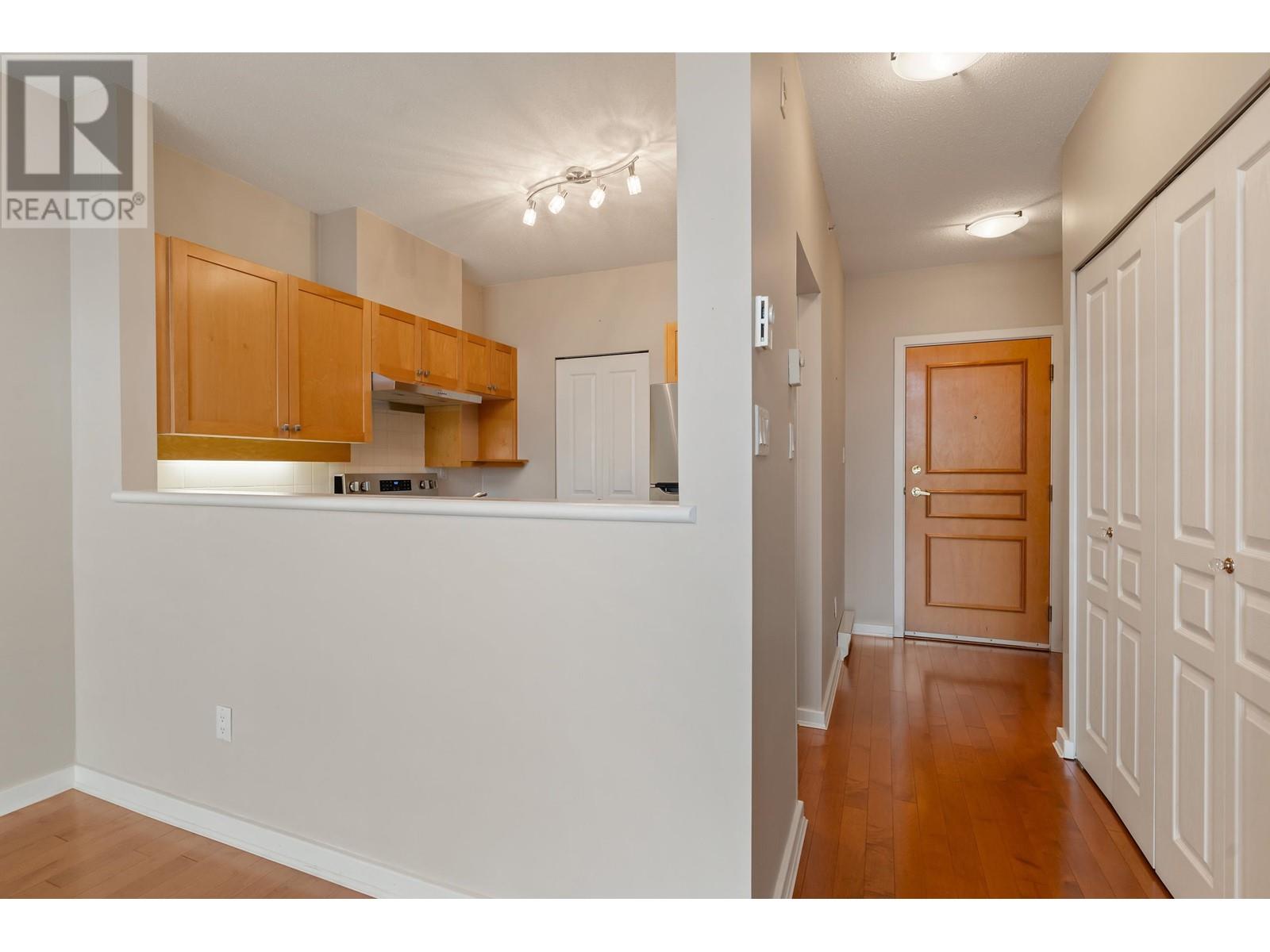 408 2020 Se Kent Avenue, Vancouver, British Columbia  V5P 4X1 - Photo 15 - R2933059