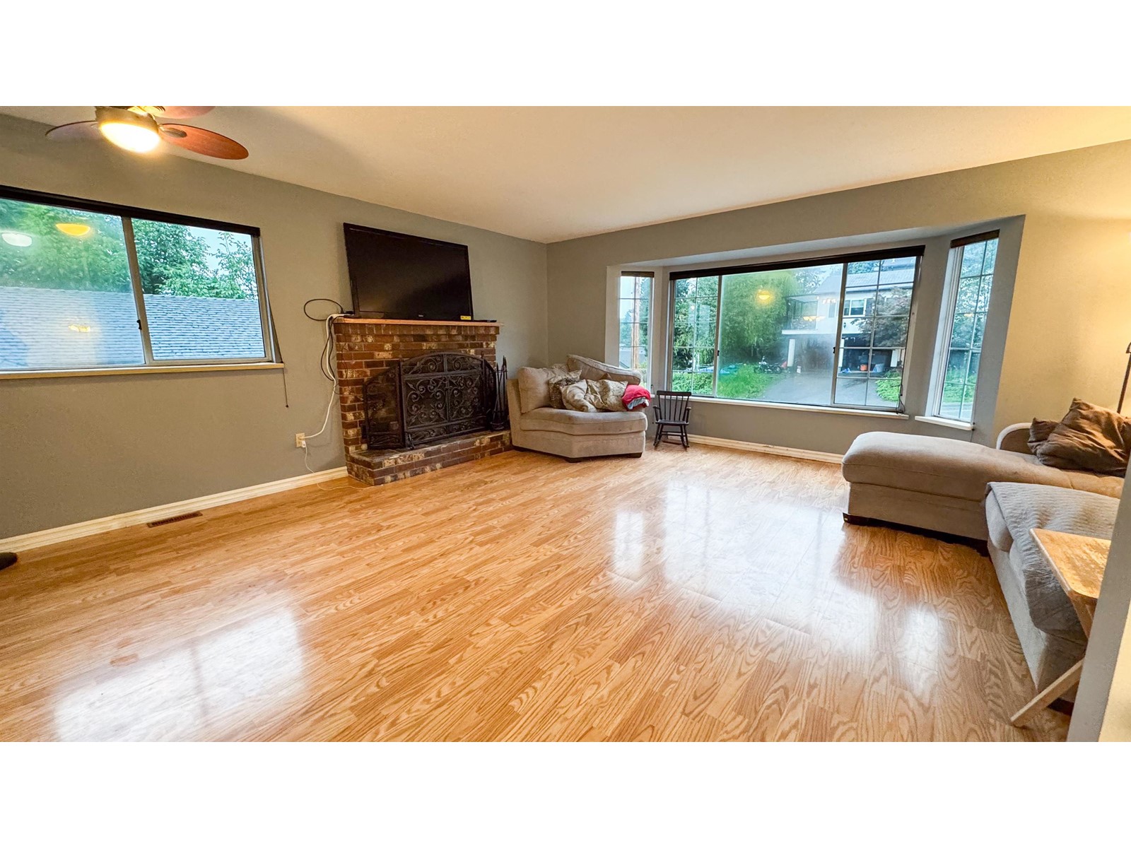 7440 Birch Street, Mission, British Columbia  V2V 6K1 - Photo 6 - R2930129