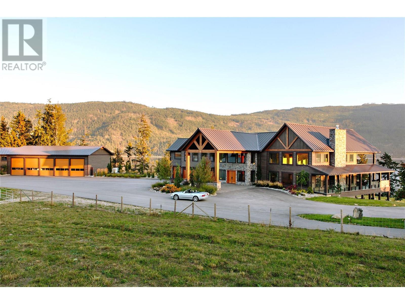 6525 Worrall Road, Tappen, British Columbia  V0E 2X1 - Photo 6 - 10325509