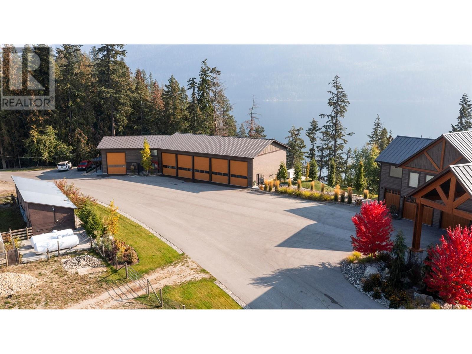 6525 Worrall Road, Tappen, British Columbia  V0E 2X1 - Photo 7 - 10325509