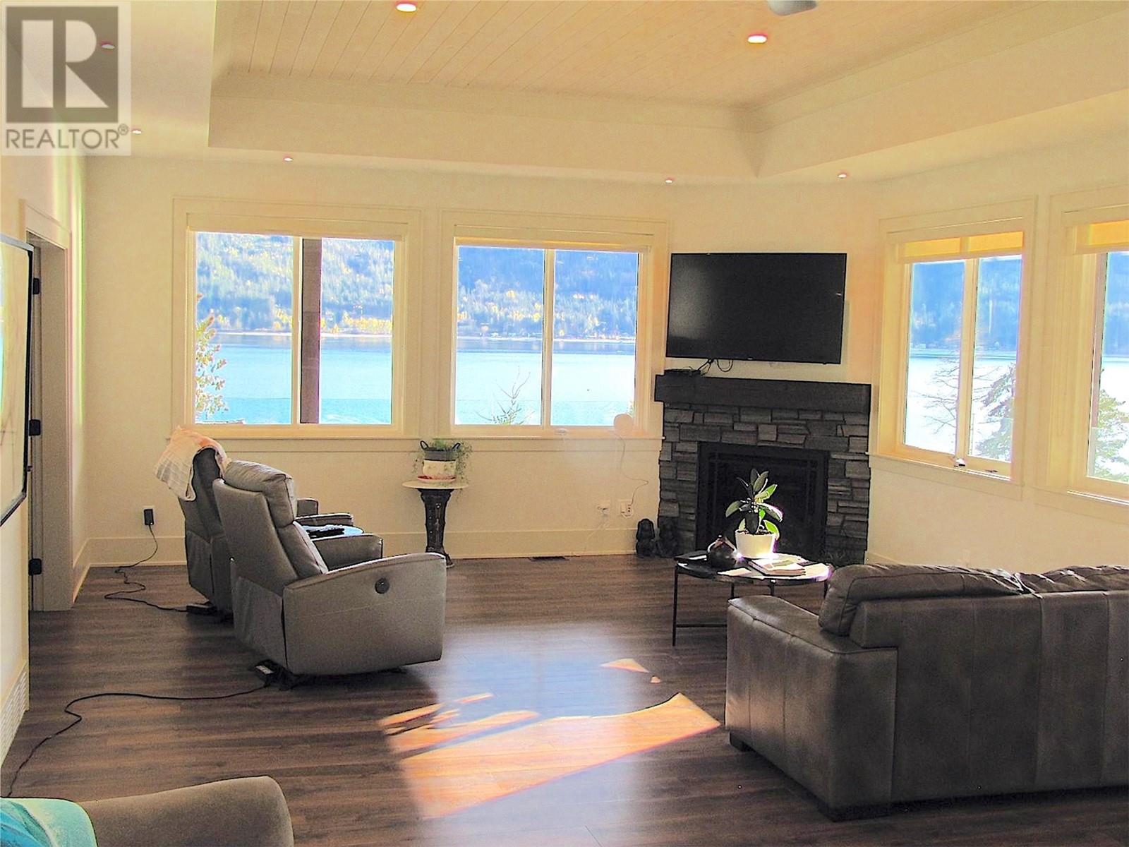 6525 Worrall Road, Tappen, British Columbia  V0E 2X1 - Photo 75 - 10325509