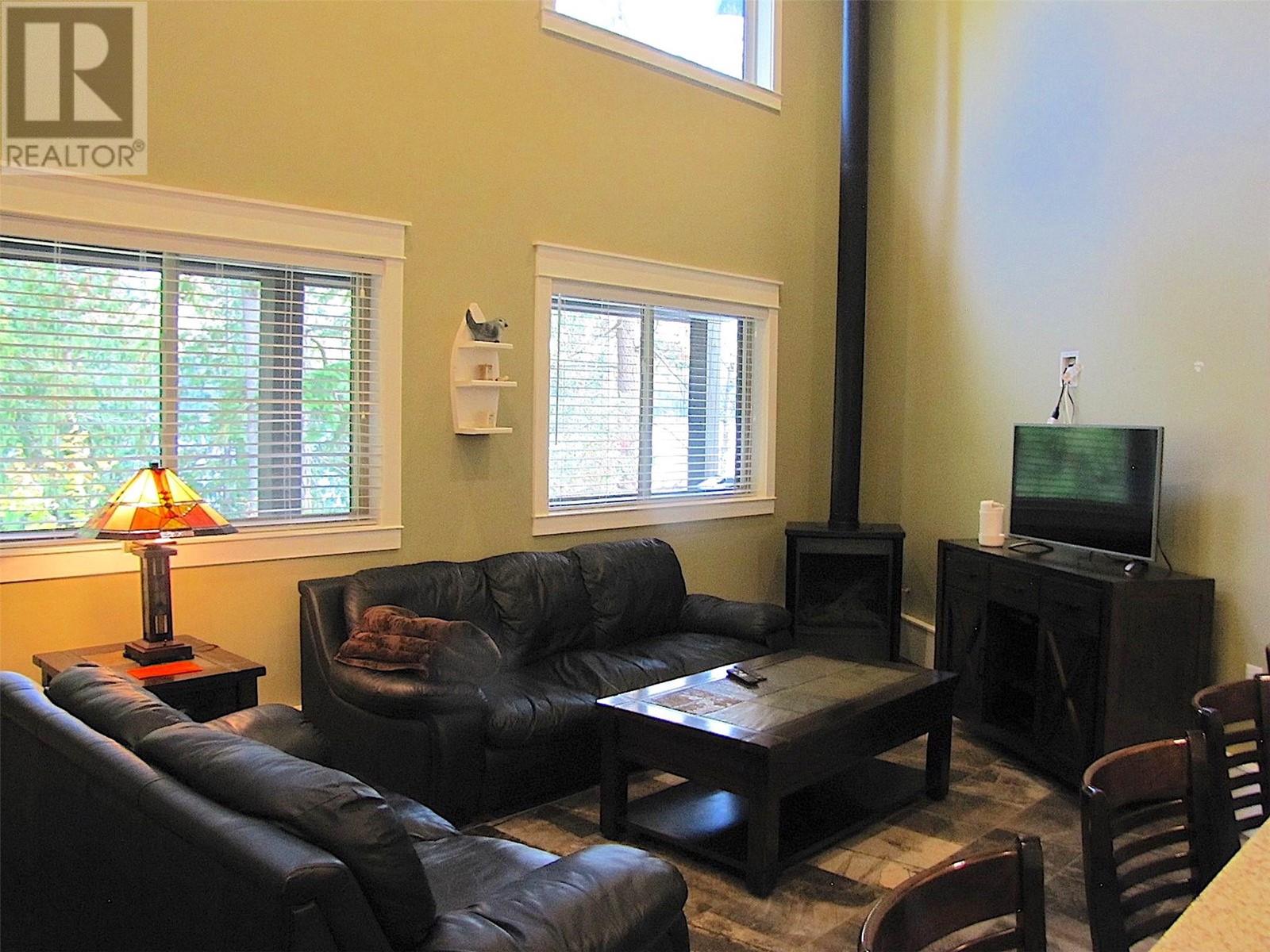 6525 Worrall Road, Tappen, British Columbia  V0E 2X1 - Photo 95 - 10325509