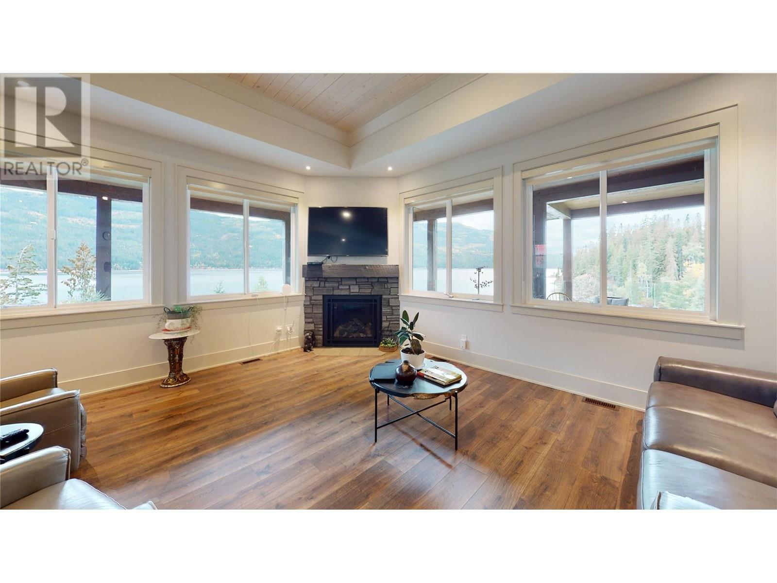 6525 Worrall Road, Tappen, British Columbia  V0E 2X1 - Photo 76 - 10325509