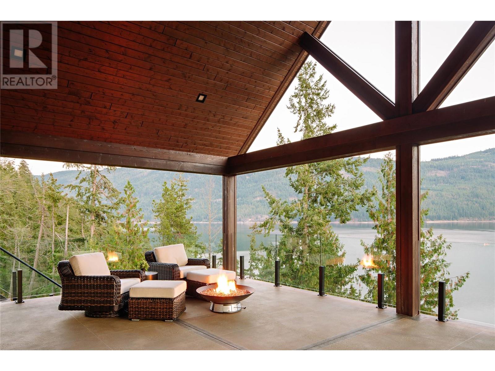 6525 Worrall Road, Tappen, British Columbia  V0E 2X1 - Photo 50 - 10325509