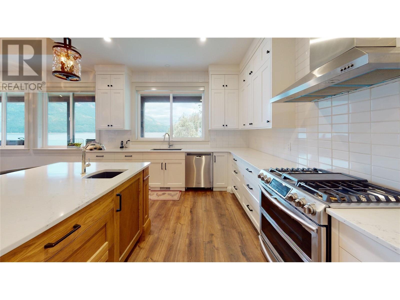 6525 Worrall Road, Tappen, British Columbia  V0E 2X1 - Photo 72 - 10325509