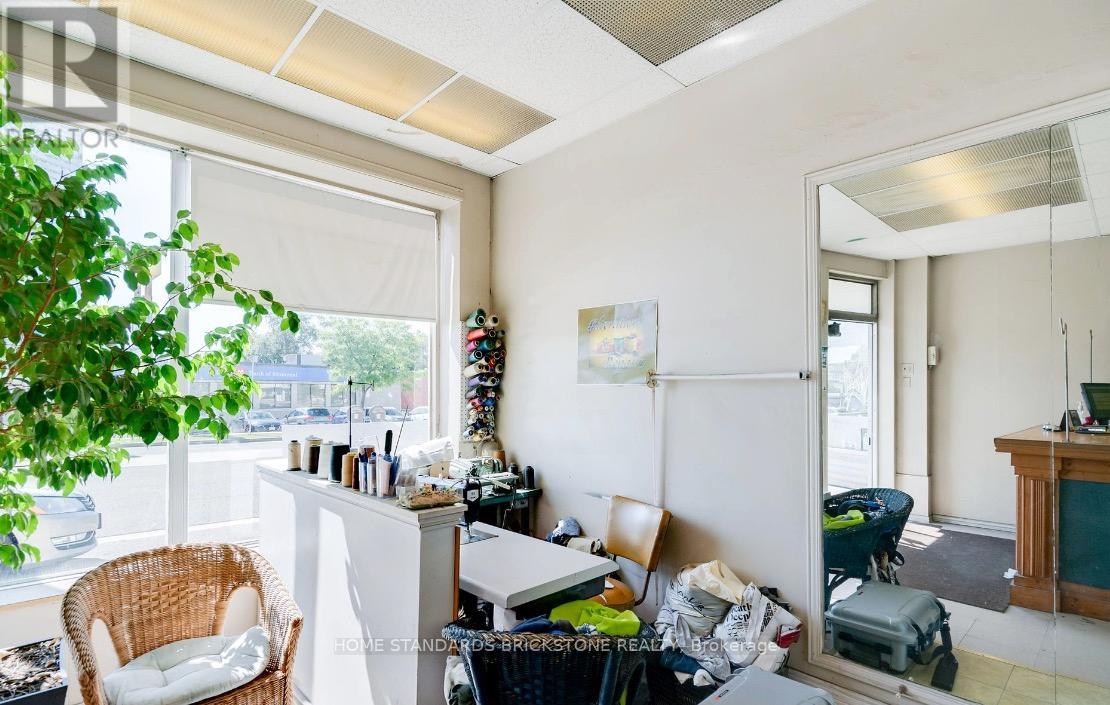 3834a Bloor Street W, Toronto (Islington-City Centre West), Ontario  M9B 1L1 - Photo 4 - W9384221
