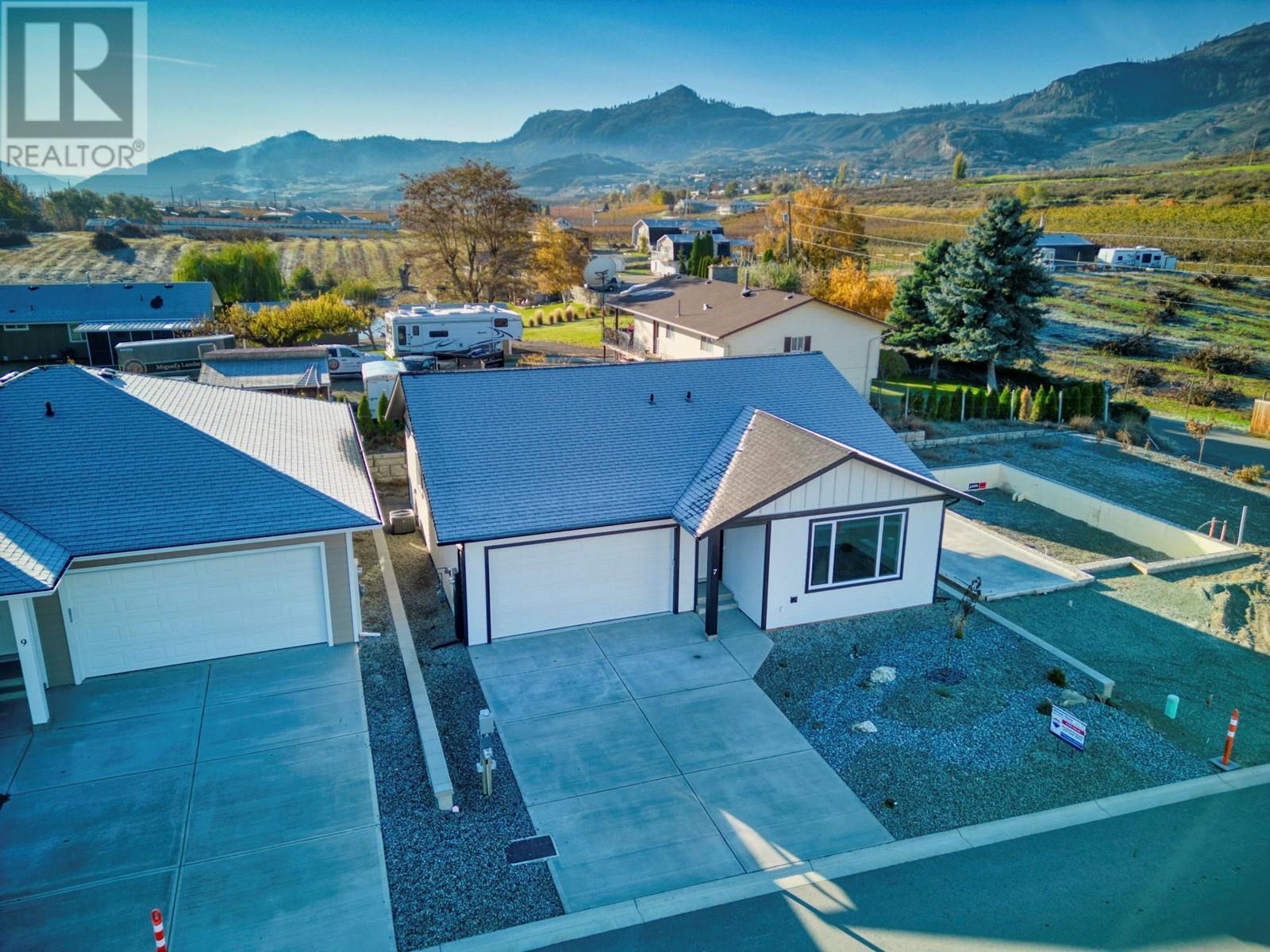 Property at 7 Wood Duck Way image 3