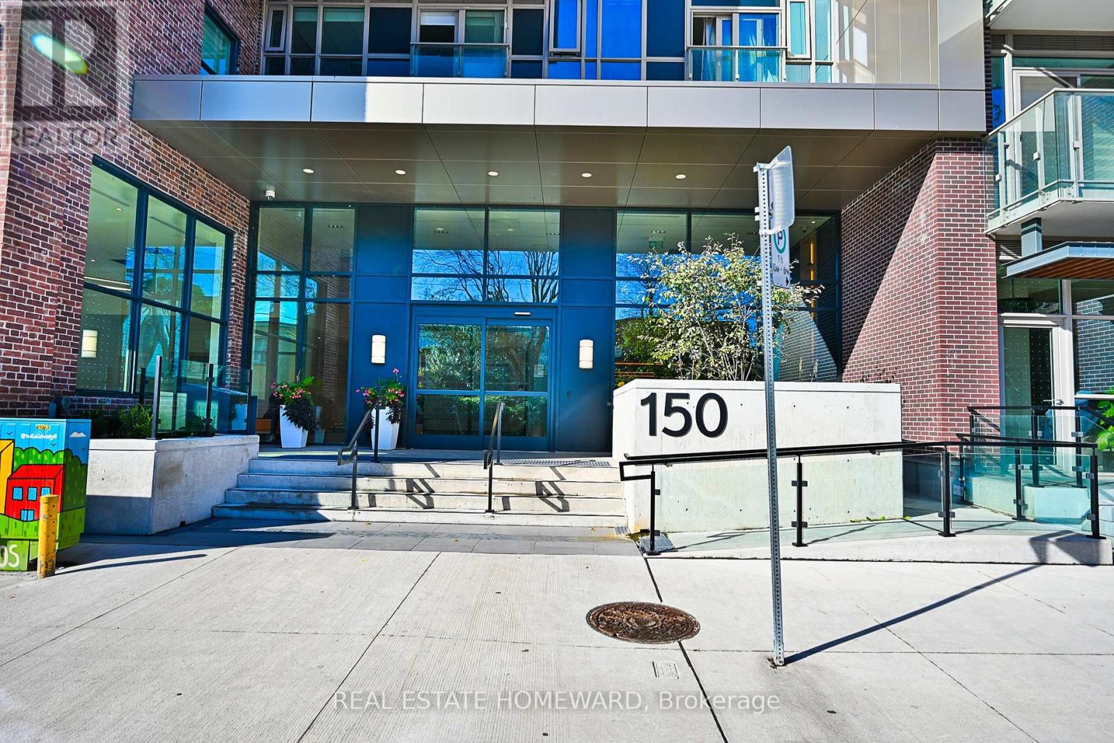 432 - 150 Logan Avenue, Toronto, Ontario  M4M 0E4 - Photo 2 - E9384279