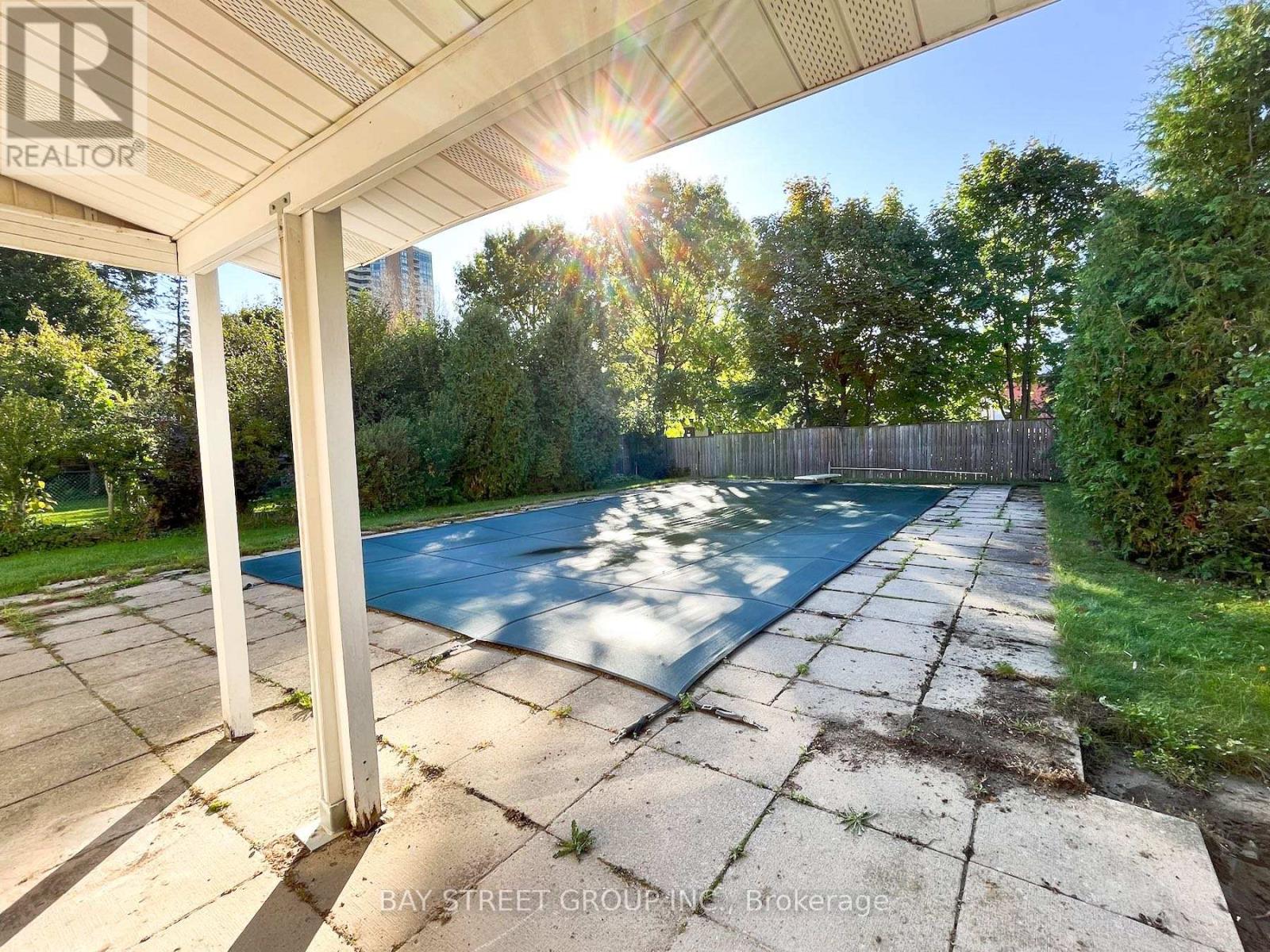 21 Kingsview Boulevard, Toronto (Kingsview Village-The Westway), Ontario  M9R 1T5 - Photo 21 - W9384303