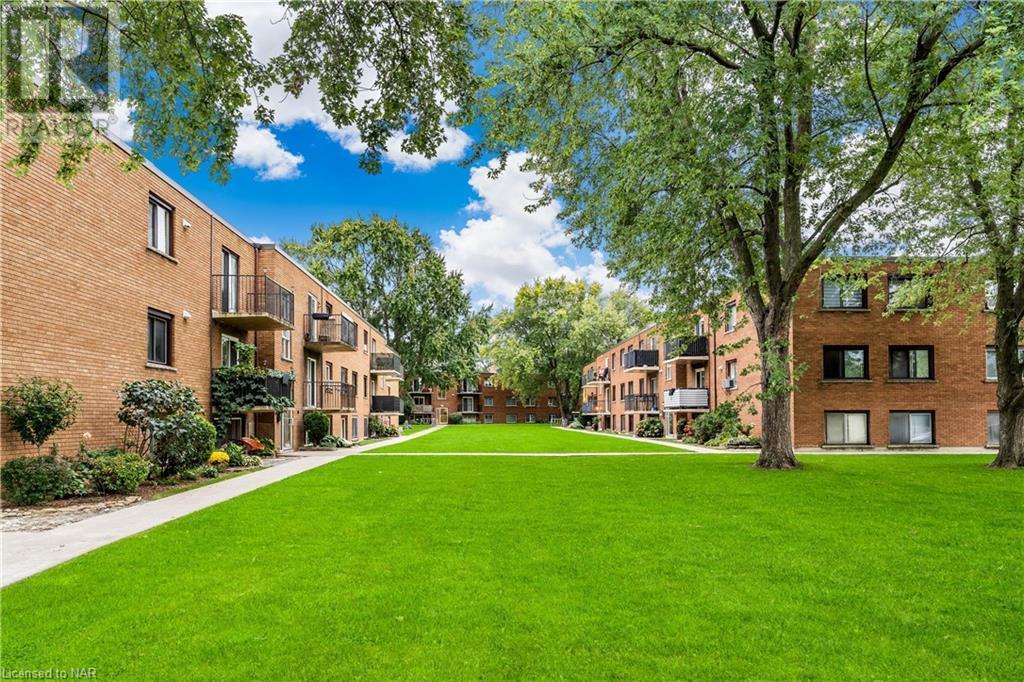 454 Carlton Street Unit# 7, St. Catharines, Ontario  L2M 4X1 - Photo 11 - 40652741