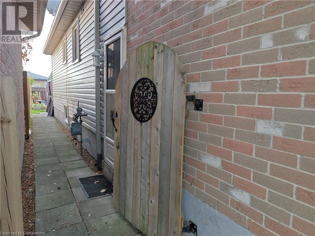 40 Rutledge Court Unit# 2, Hamilton, Ontario L8W 3H7 - Photo 3 - 40658709