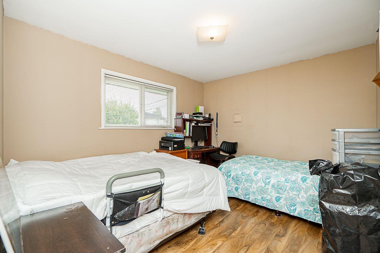 13376 89a Avenue, Surrey, British Columbia  V3V 1B3 - Photo 16 - R2928348