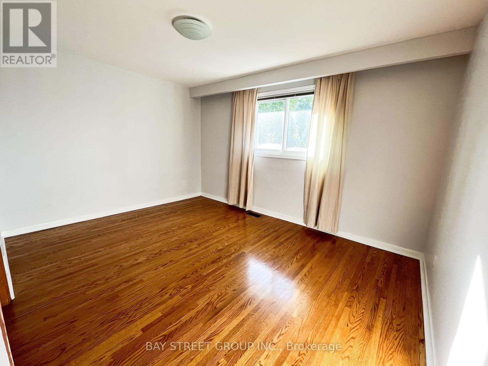 21 Kingsview Boulevard, Toronto (Kingsview Village-The Westway), Ontario  M9R 1T5 - Photo 16 - W9384303