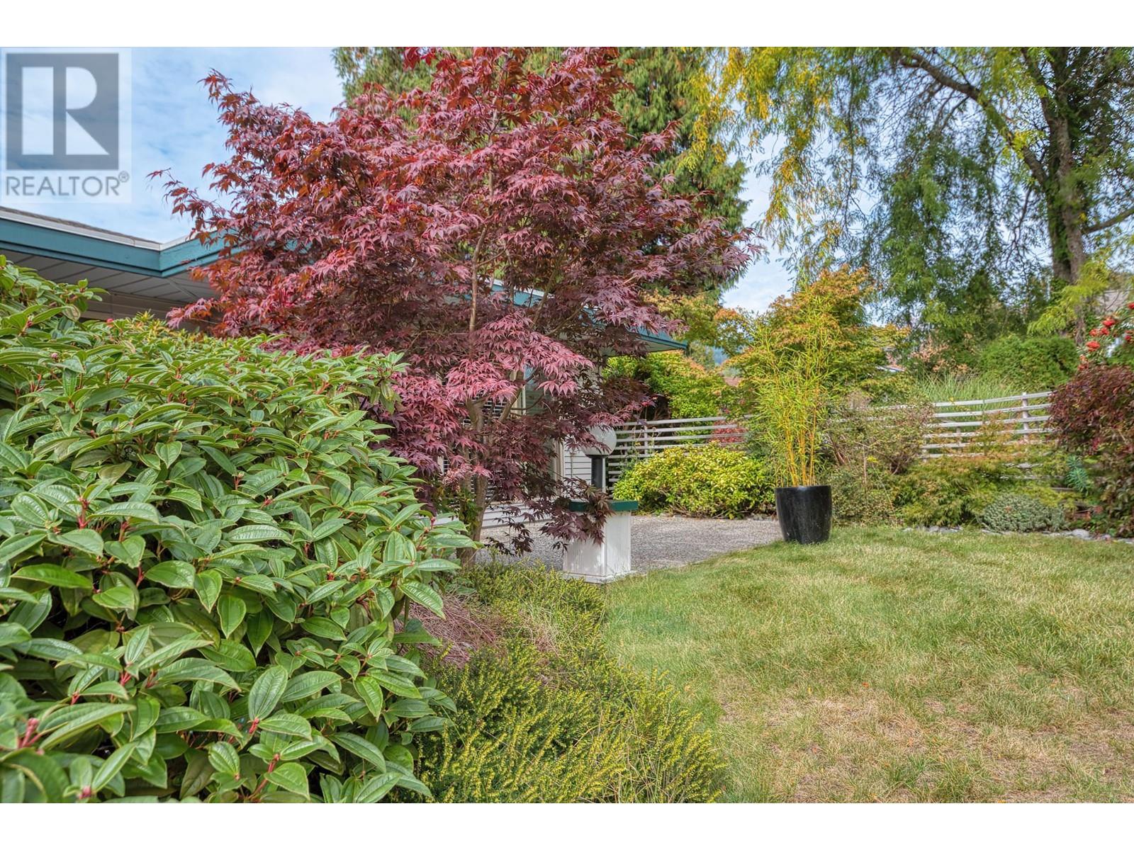 43 555 Eaglecrest Drive, Gibsons, British Columbia V0N 1V0 - Photo 36 - R2933136
