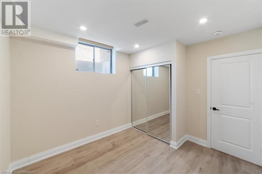 23 Mair Avenue, Brantford, Ontario  N3T 5L5 - Photo 6 - 40658827