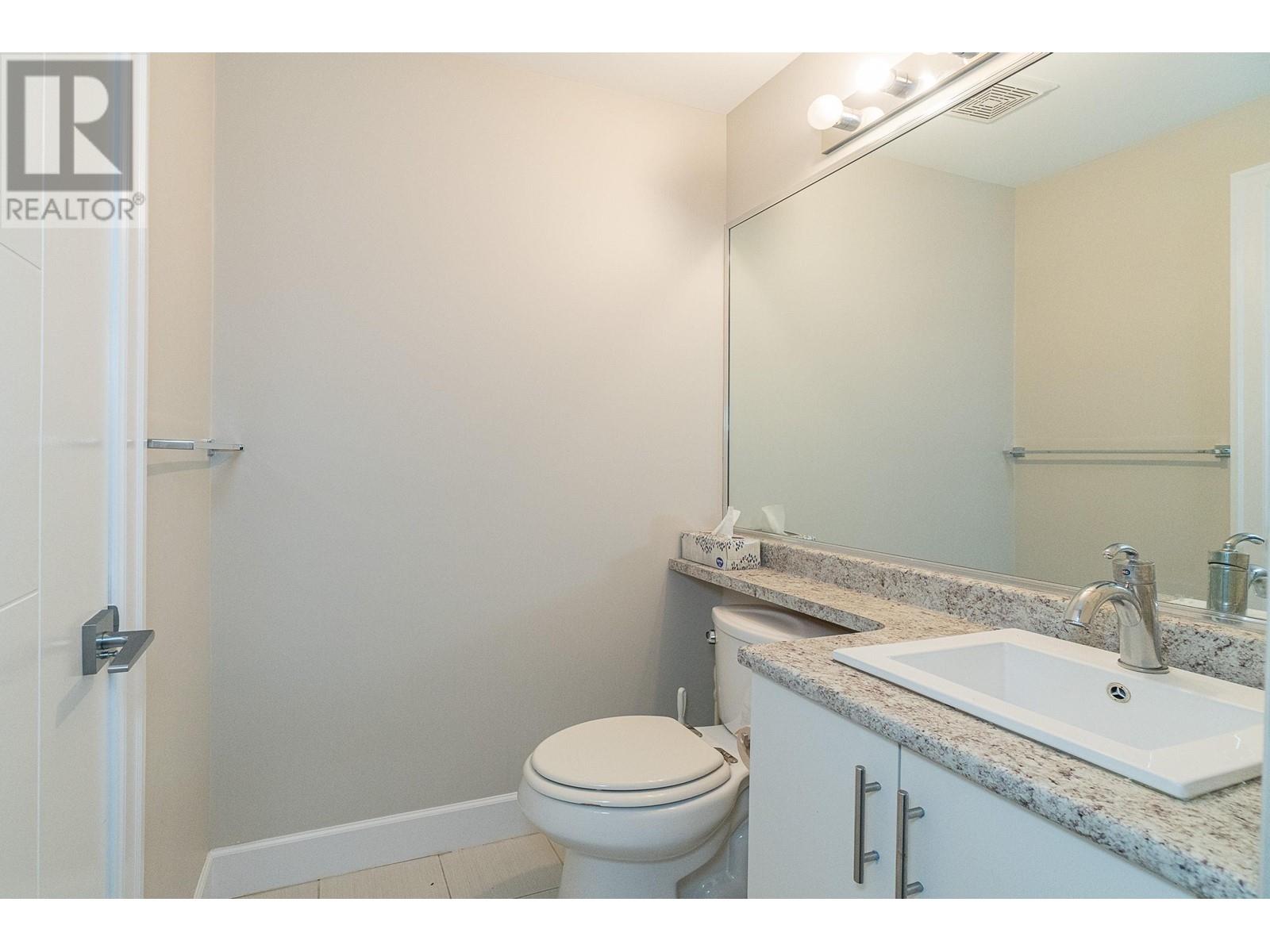 Listing Picture 24 of 26 : 5328 CHESHAM AVENUE, Burnaby / 本拿比 - 魯藝地產 Yvonne Lu Group - MLS Medallion Club Member