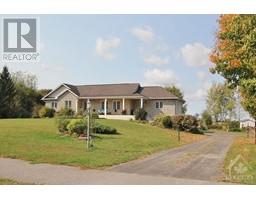 5705 LOMBARDY DRIVE, Osgoode, Ontario