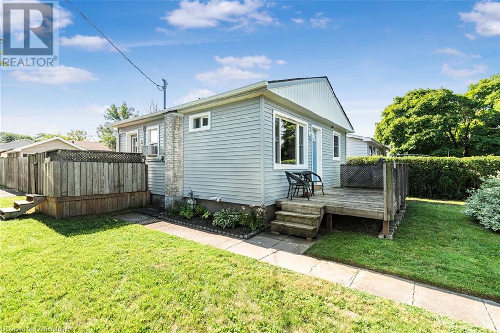 37 Powerview Avenue, St. Catharines, Ontario L2S 1V5 - Photo 3 - 40656123
