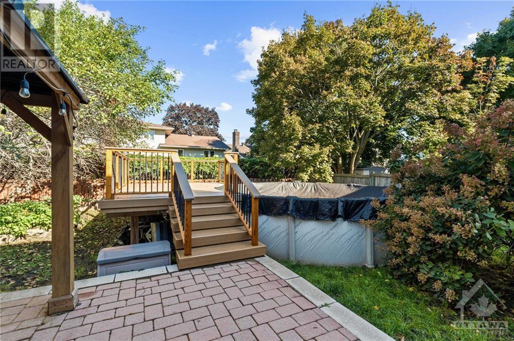 58 KNOLLSBROOK DRIVE Ottawa