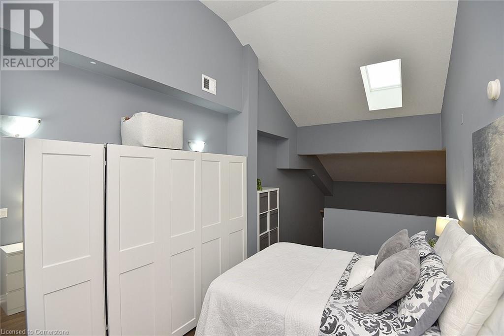 170 Rockhaven Lane Unit# 320, Waterdown, Ontario  L8B 1B5 - Photo 21 - 40659127