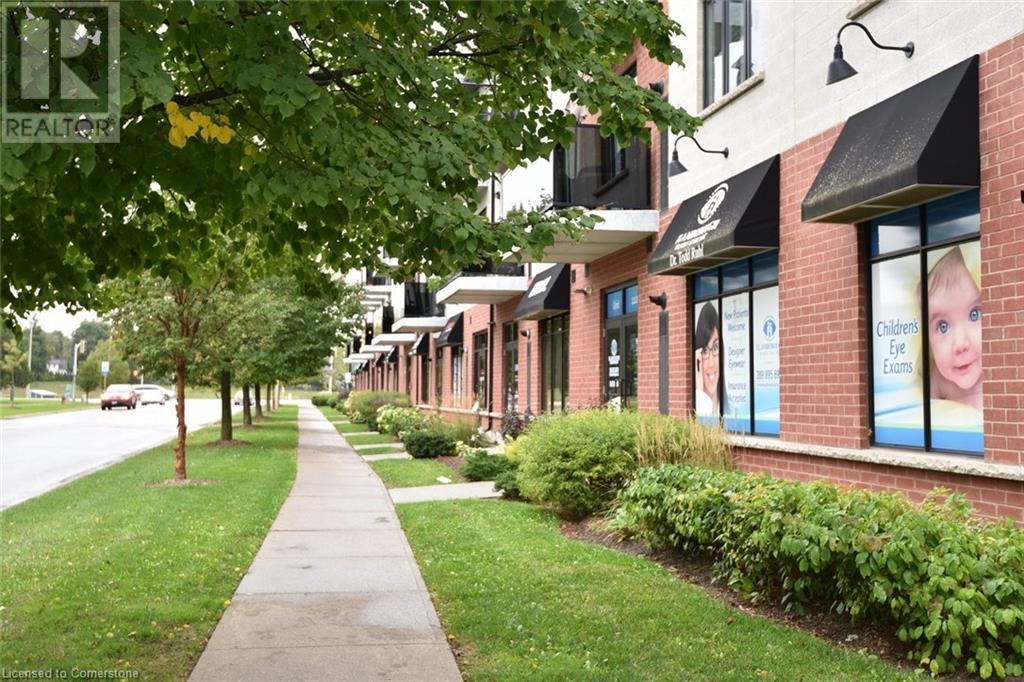 170 Rockhaven Lane Unit# 320, Waterdown, Ontario  L8B 1B5 - Photo 30 - 40659127