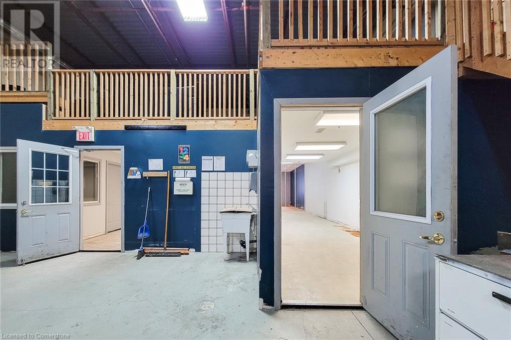 4380 South Service Road Unit# 17, Burlington, Ontario  L7L 5Y6 - Photo 14 - 40659060