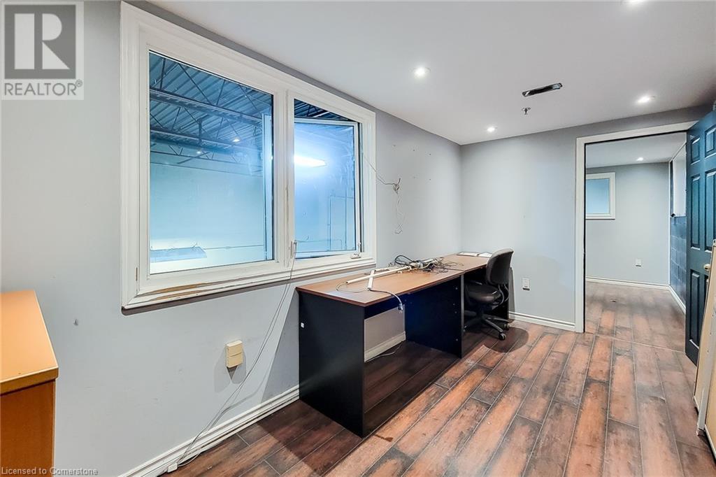 4380 South Service Road Unit# 17, Burlington, Ontario  L7L 5Y6 - Photo 18 - 40659060