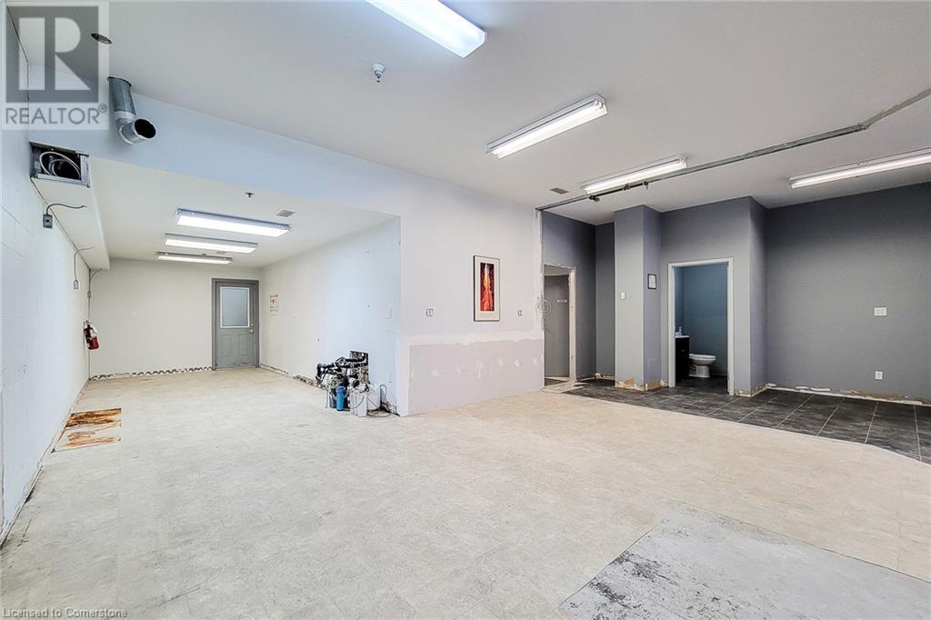 4380 South Service Road Unit# 17, Burlington, Ontario  L7L 5Y6 - Photo 9 - 40659060