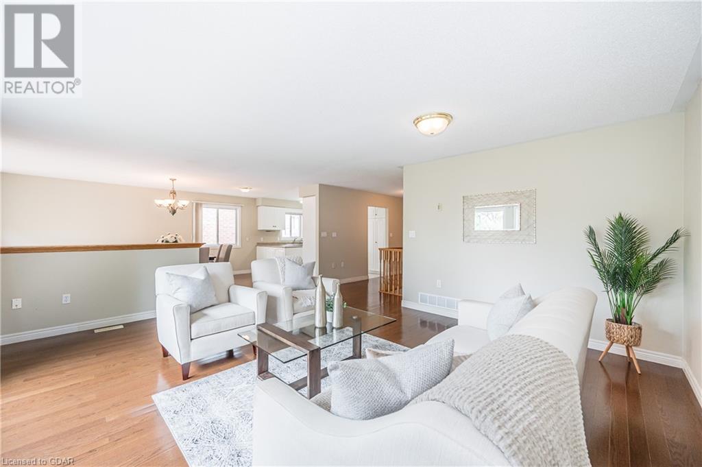 24 Beechlawn BoulevardGuelph (Village), Ontario  N1G 4X7 - Photo 11 - X10875574