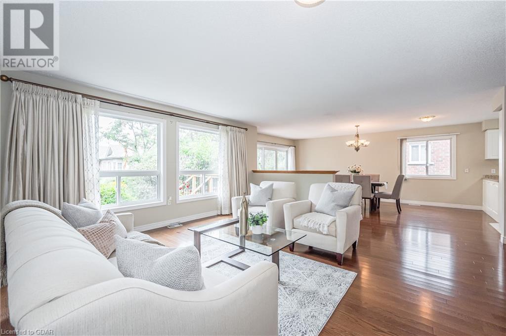 24 Beechlawn BoulevardGuelph (Village), Ontario  N1G 4X7 - Photo 12 - X10875574