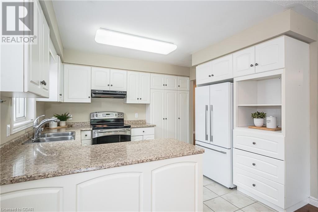24 Beechlawn BoulevardGuelph (Village), Ontario  N1G 4X7 - Photo 17 - X10875574