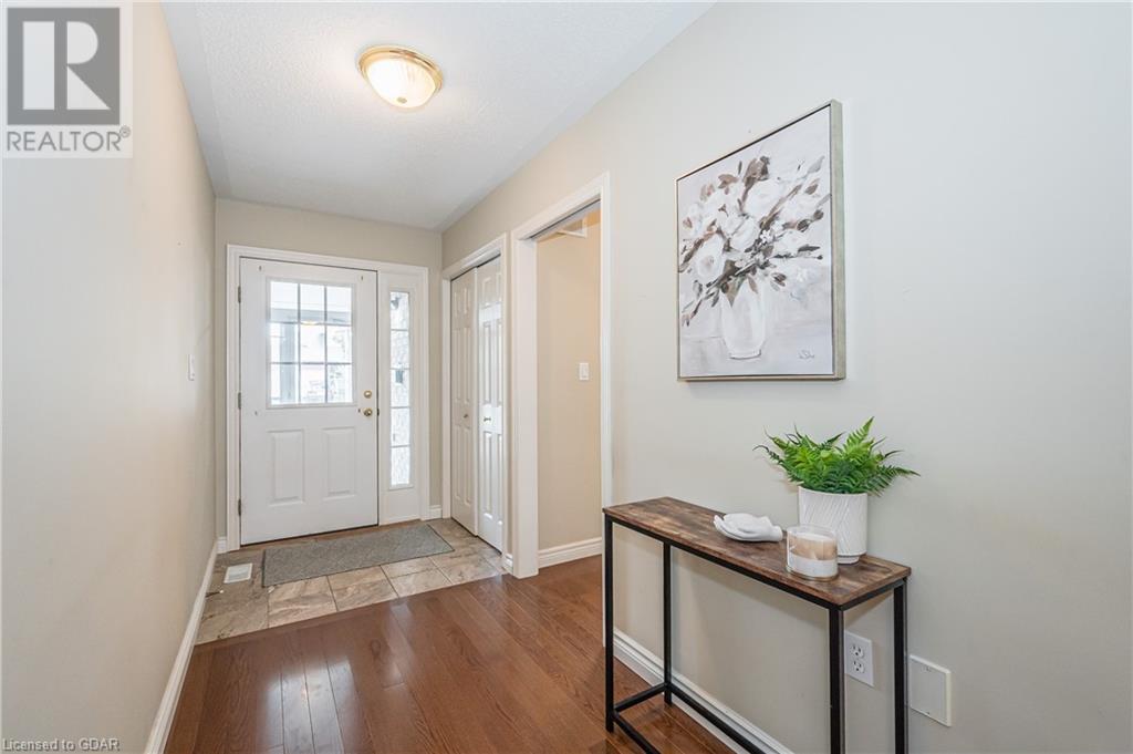 24 Beechlawn BoulevardGuelph (Village), Ontario  N1G 4X7 - Photo 7 - X10875574
