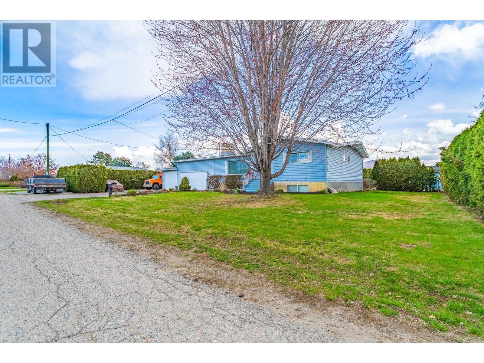 Property at 3249 St. Amand Road image 3