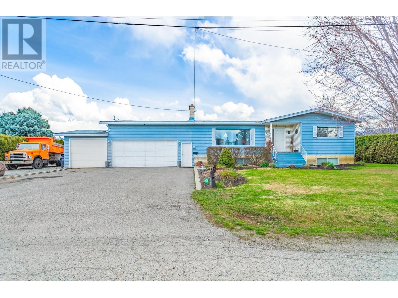 Property at 3249 St. Amand Road image 4