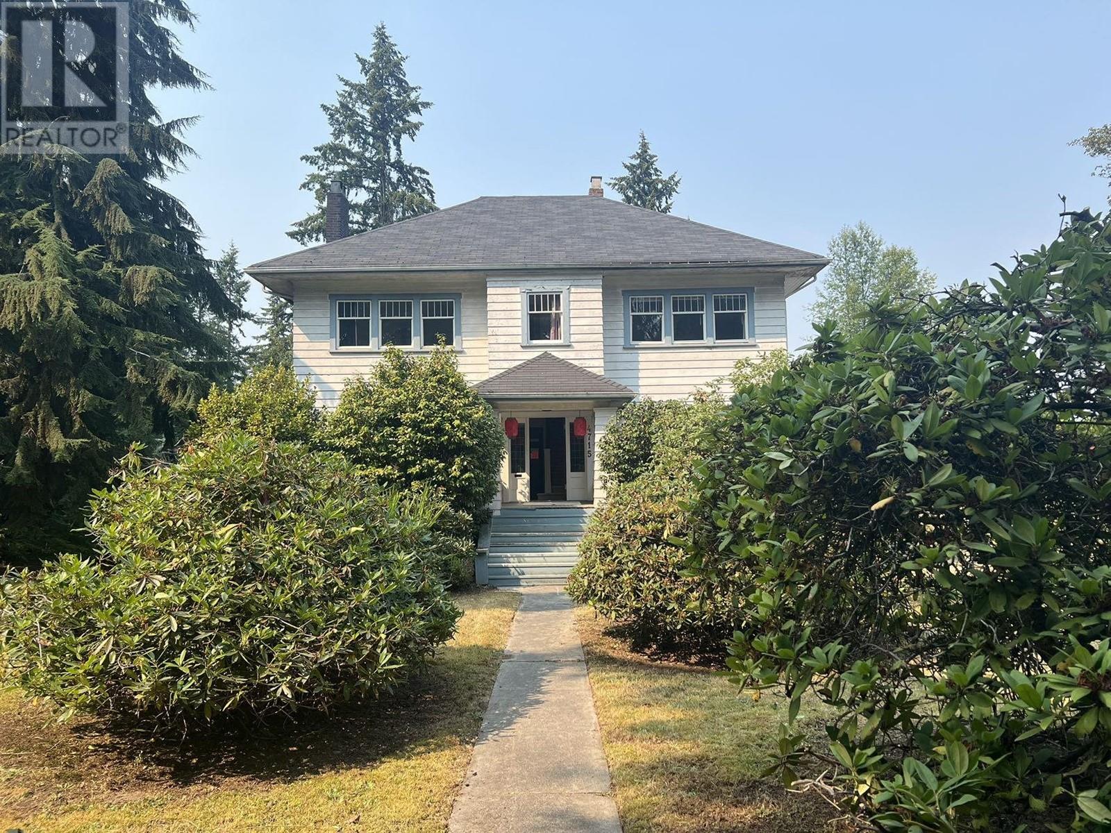 Listing Picture 8 of 13 : 4715 W 4TH AVENUE, Vancouver / 溫哥華 - 魯藝地產 Yvonne Lu Group - MLS Medallion Club Member