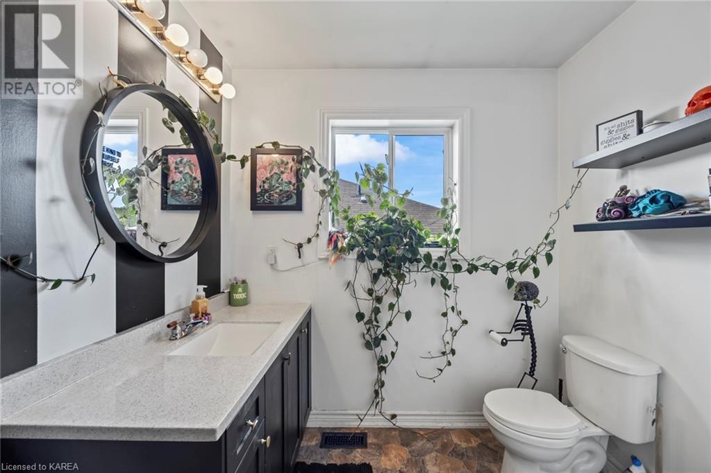 57 Kanvers Way, Napanee, Ontario  K7R 3P9 - Photo 20 - 40659289