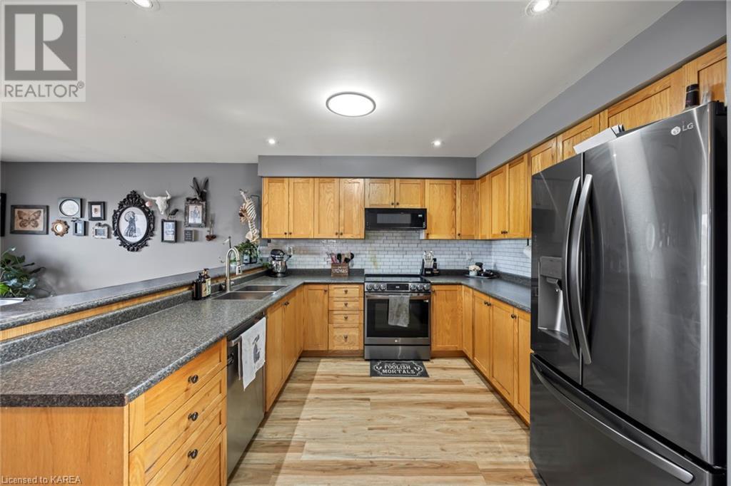 57 Kanvers Way, Napanee, Ontario  K7R 3P9 - Photo 8 - 40659289