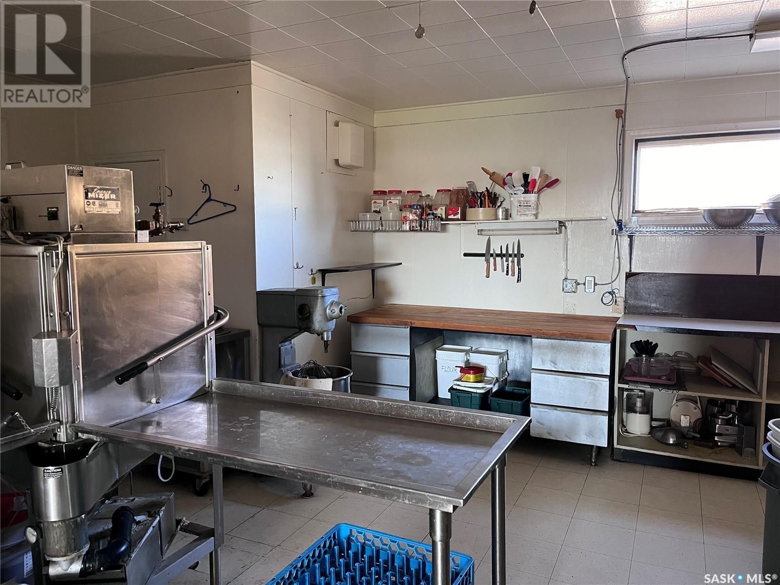 101 Dixon Avenue E, Kinistino, Saskatchewan  S0J 1H0 - Photo 8 - SK985361