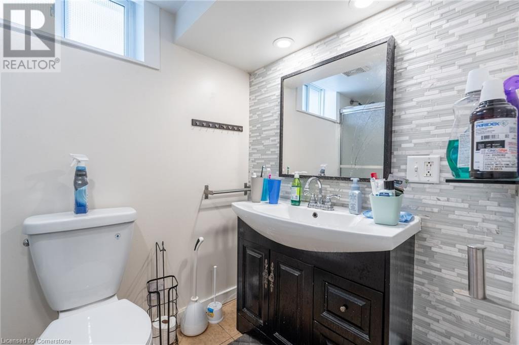 48 Merigold Street, St. Catharines, Ontario  L2S 2N5 - Photo 13 - 40658304