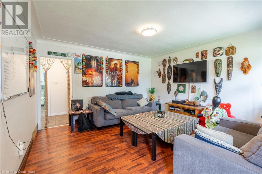 48 Merigold Street, St. Catharines, Ontario  L2S 2N5 - Photo 4 - 40658304