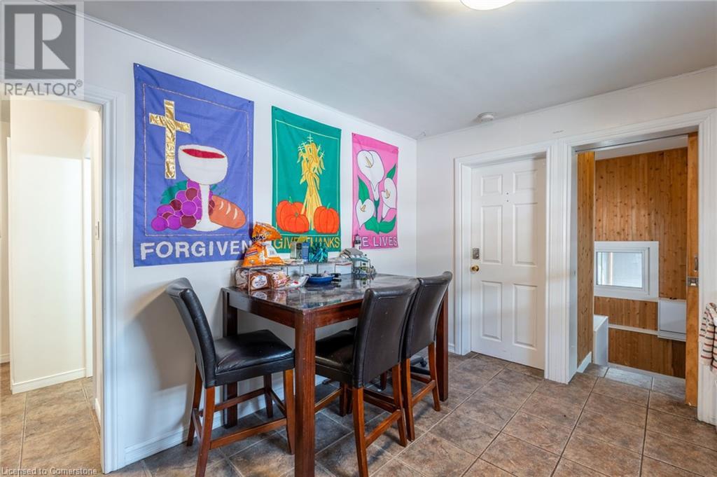 48 Merigold Street, St. Catharines, Ontario  L2S 2N5 - Photo 8 - 40658304