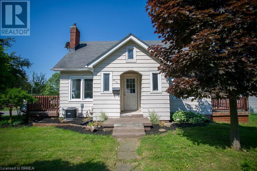 612 JAMES Street, delhi, Ontario