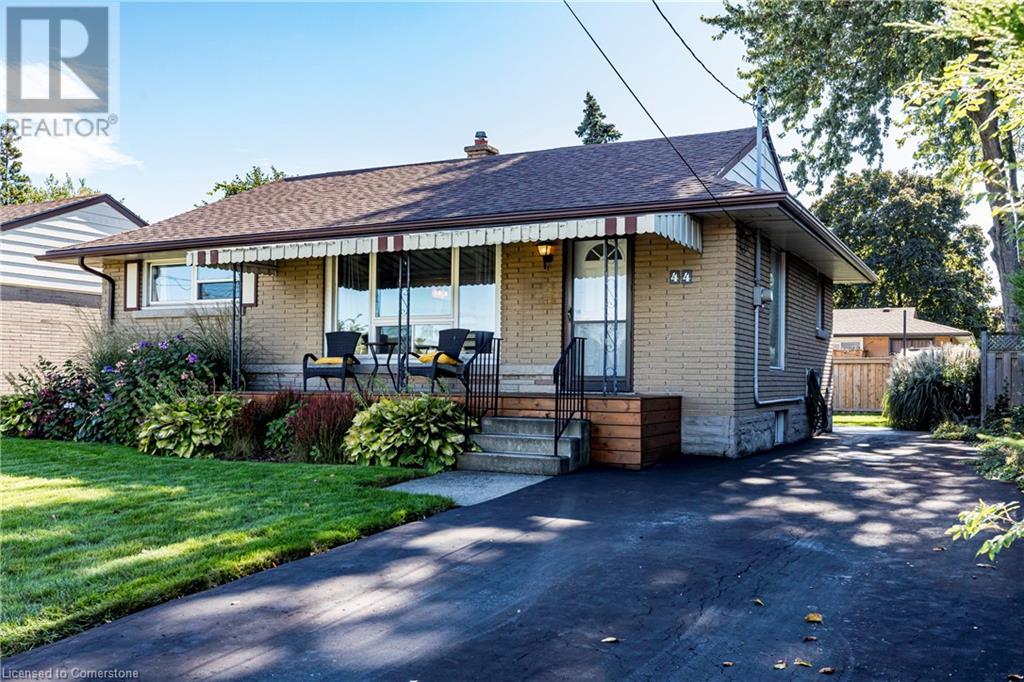 44 SANDALWOOD Avenue, hamilton, Ontario