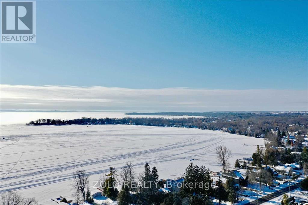 1422 Maple Way, Innisfil, Ontario  L9S 4R1 - Photo 4 - N9385703
