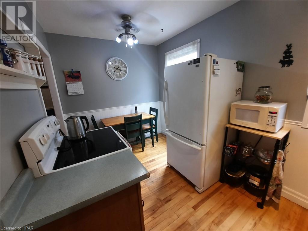 225 Mary StreetCentral Huron (Clinton), Ontario  N0M 1L0 - Photo 5 - X10780156